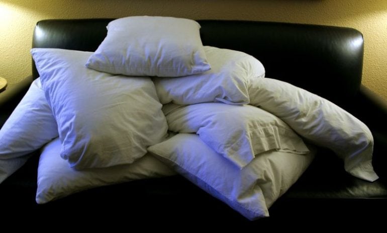 Pile_of_pillows-770x463