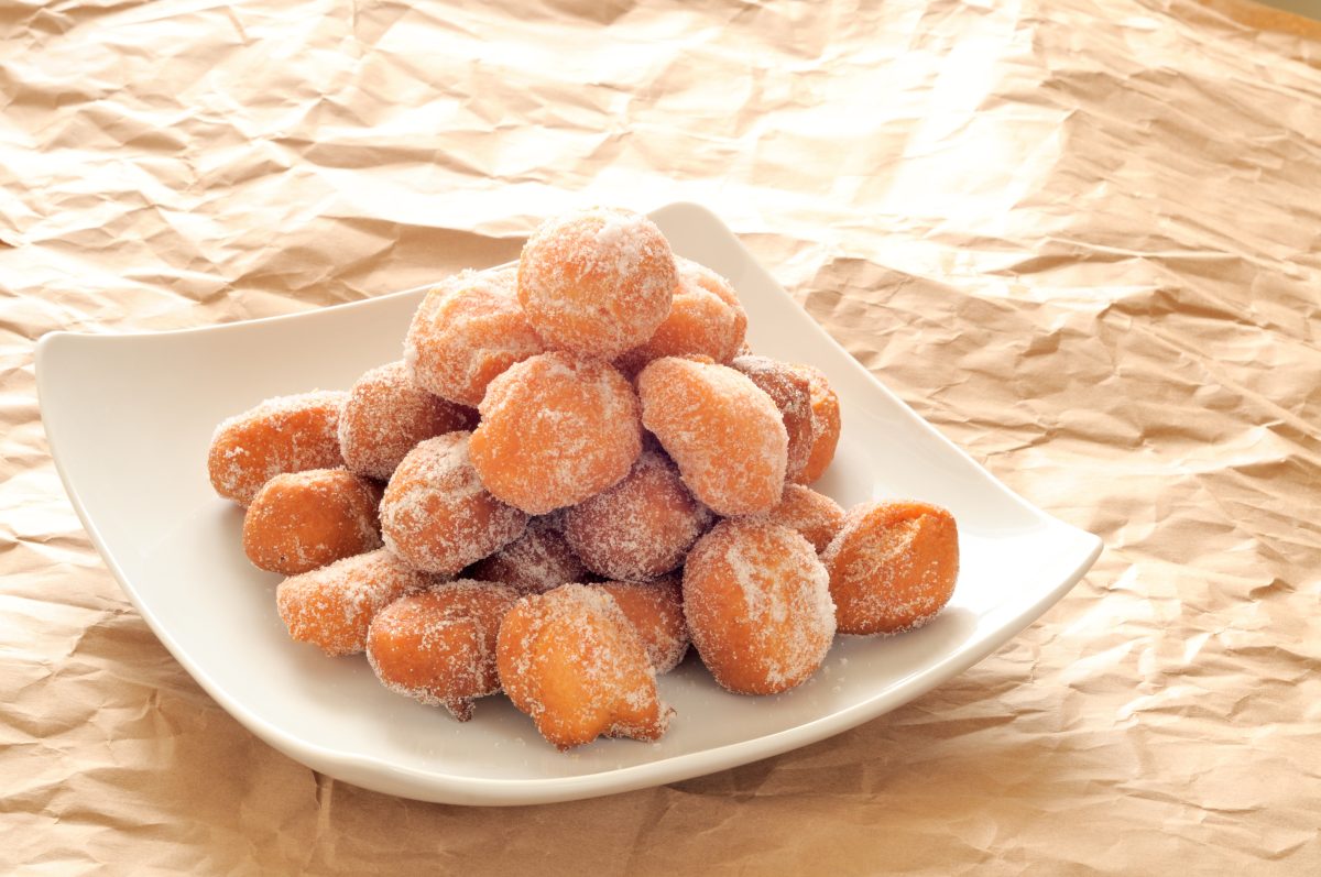 these fritters are the perfect AdobeStock 103420517