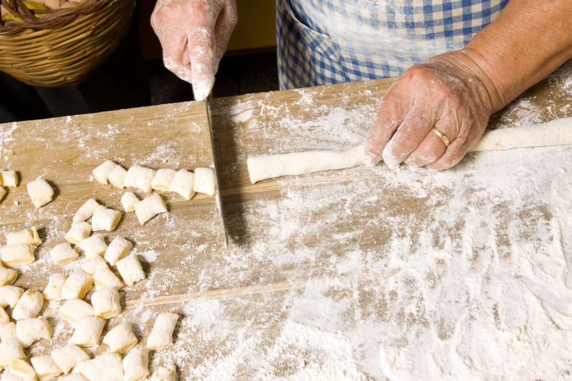 Gnocchi acqua e farina scaled 1