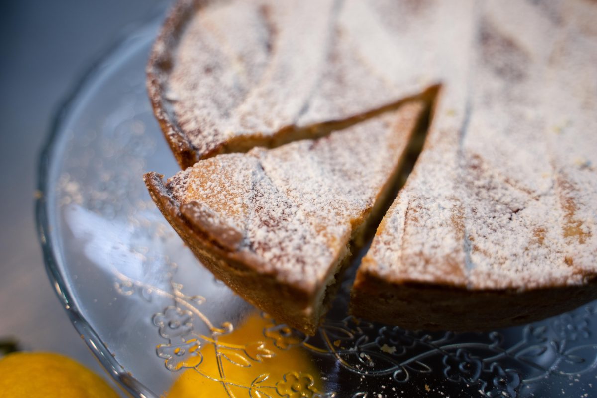 crostata con crema di ricotta